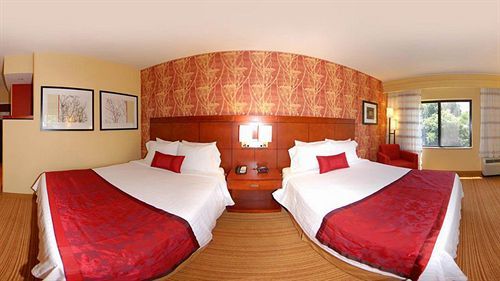 Courtyard By Marriott